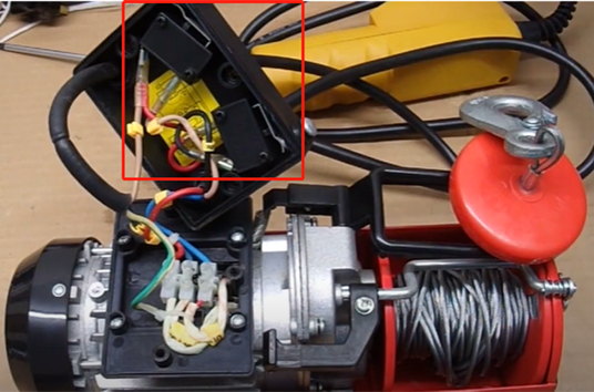 micro-switch-in-electric-hoist.jpg